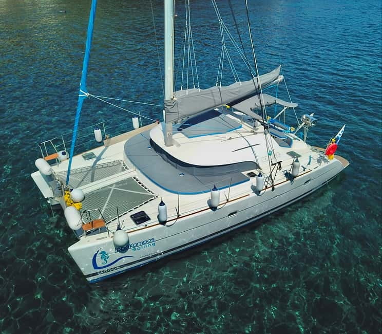 Santorini: Catamaran Cruise with Food and Drinks - Why a boat is the right way to see Santorini’s volcano