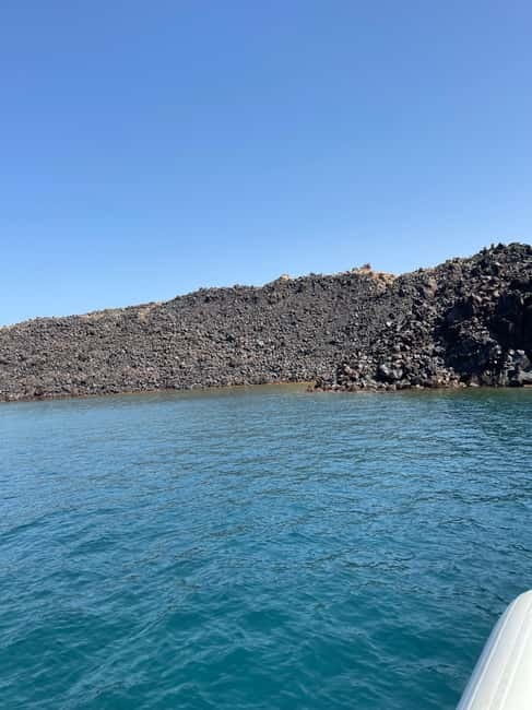 Santorini: Catamaran Cruise with Food and Drinks - Day cruise or sunset sailing