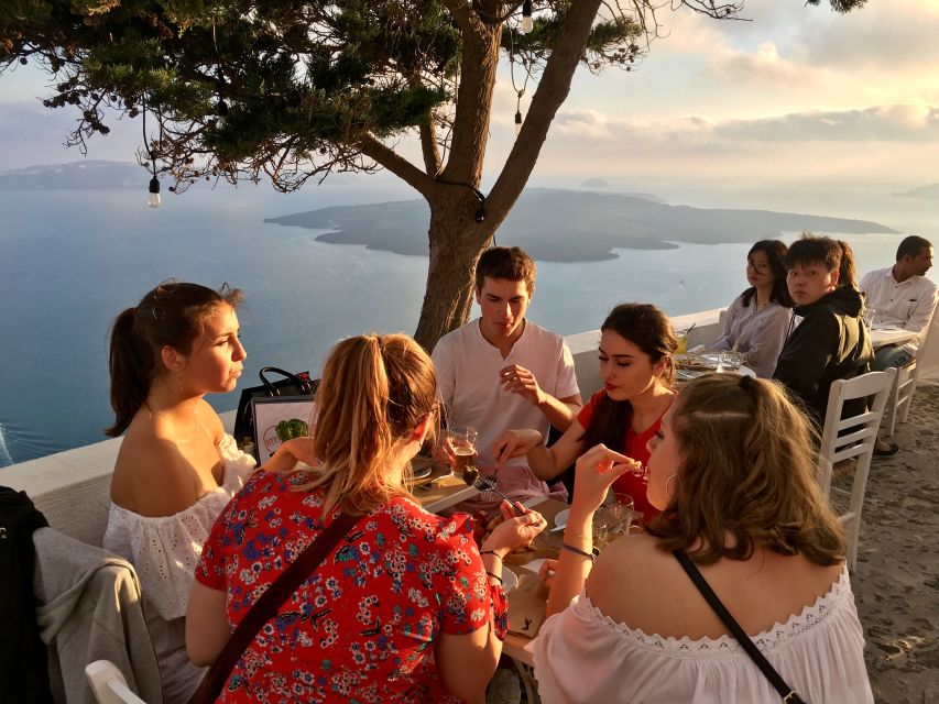 Santorini: Sunset Walking Tour with Local Food and Drinks - Volkan on the Rocks: craft beer and local tapas