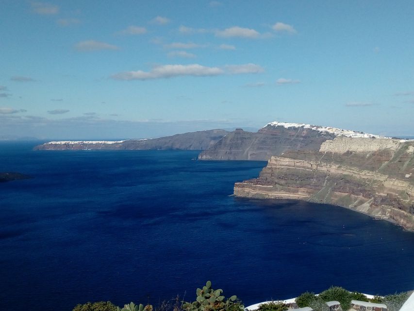 Santorini: Wine Tasting Tour & Sunset Viewing - Why Santorini wine deserves an evening