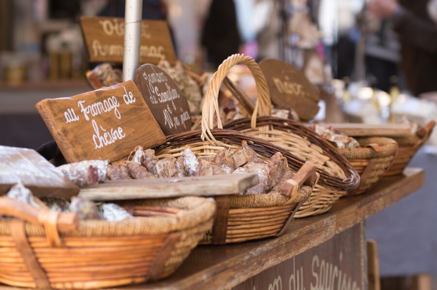Sarlat Gourmet Tour & Market Visit with Tastings - Practical details that affect your choice