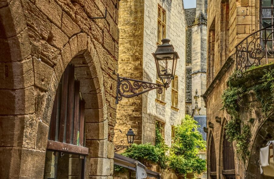 Sarlat Gourmet Tour & Market Visit with Tastings - FAQ