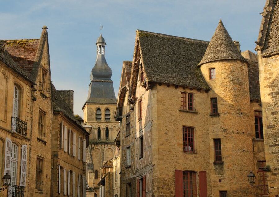 Sarlat Gourmet Tour & Market Visit with Tastings - What the Dordogne brings to the table