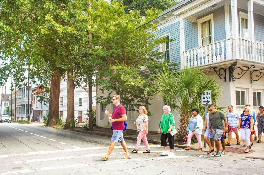 Savannah: Southern and Secret Food Tour - Who should book this Savannah food tour?