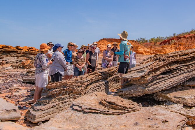 SCENIC AND PREHISTORIC CRUISE - Sparkling Wine & Gourmet Platters - Guide quality and the value of a small group