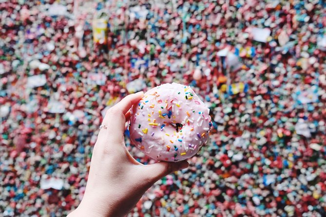 Seattle Delicious Donut Adventure & Walking Food Tour - Dahlia Bakery and the quickest look at Seattle’s food scene