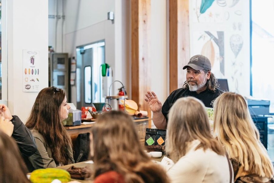 Seattle: Pike Place Market Chef-Guided Food Tour - Nine stops, with enough variety for a light meal