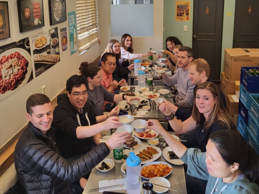 Seoul: Gwangjang Market Netflix Food Tour - Practical details that affect your choice