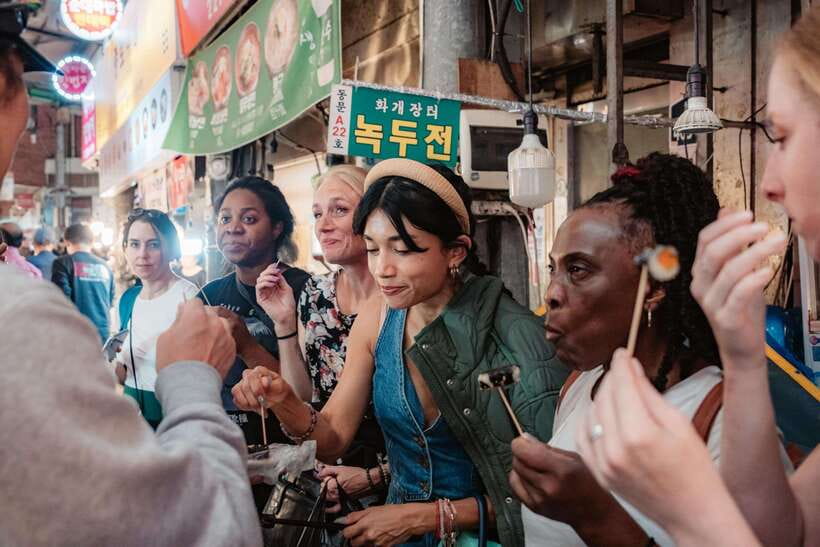 Seoul: Night Market Food Tour with Local Guide - The adventurous end of the menu