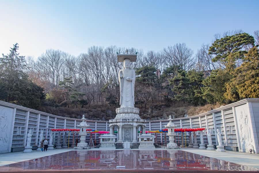 Seoul: Temple & Starfield COEX Mall Gourmet Tour in Gangnam - Who will get the most from this experience