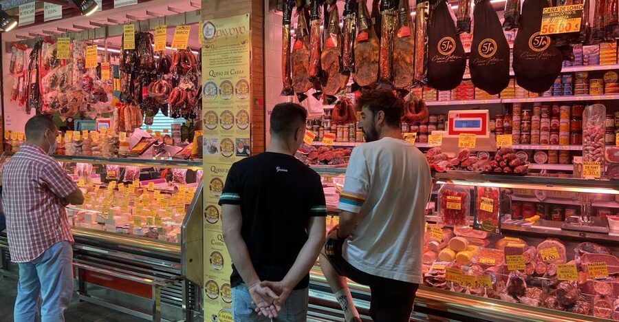 Seville: Flavors of Andalucía Guided Food Tour with Tastings - Triana food with a story attached