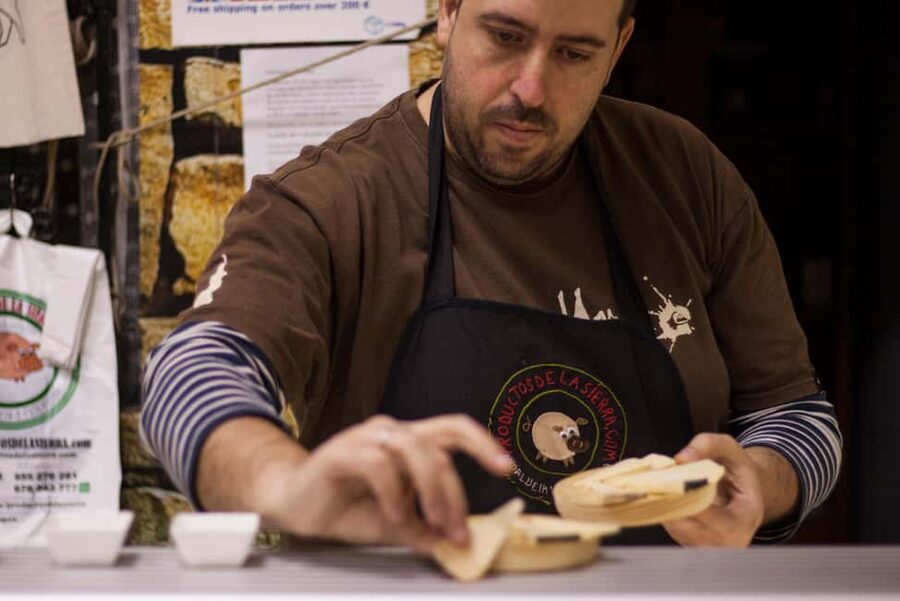 Seville: Food Tour with 10 Tastings of Tapas, Ham, Churros - Starting at Plaza del Salvador