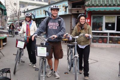 Shanghai: Half-Day Biking and Local Food Tour