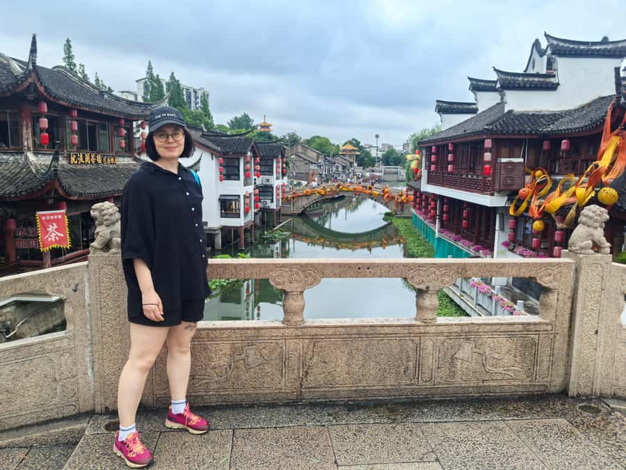 Shanghai Must-See and Foodie Test Bike Tour( Day & Night) - Nongtang and Shikumen: the city behind the postcard