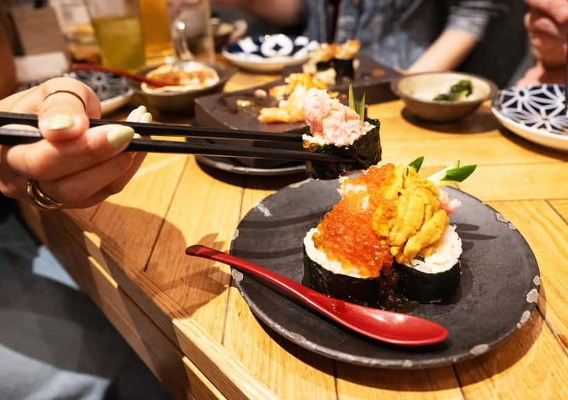 Shinjuku: Food Tour - 15 Dishes at 4 local eateries - Kabukicho, neon streets, and local food