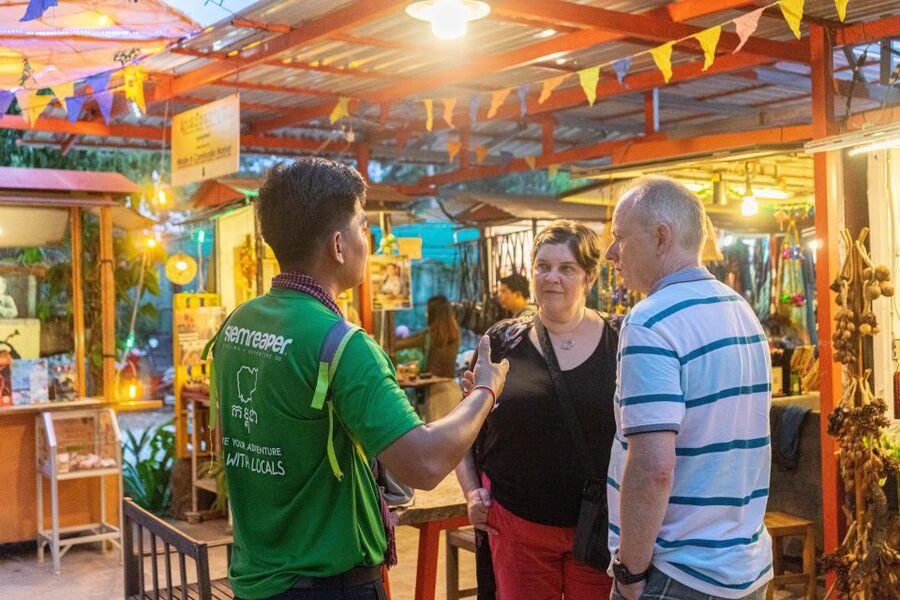 Siem Reap: Evening Food Tour with 10 Local Tastings - The guides are the heart of the evening