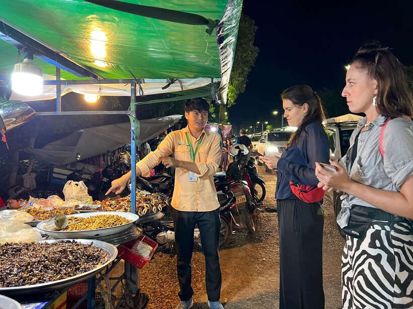 Siem Reap: Street Food Experience by Tuk-Tuk - Lort Cha and the first round of Cambodian food