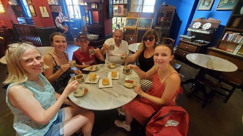 Singapore: Chinatown Hawker Guided 8-Dish Tasting Tour - What the $86 price really buys you