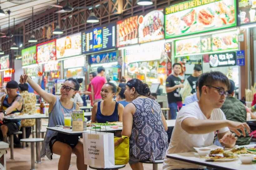 Singapore: Local Street Food Tasting Tour - Practical limits you should know before booking