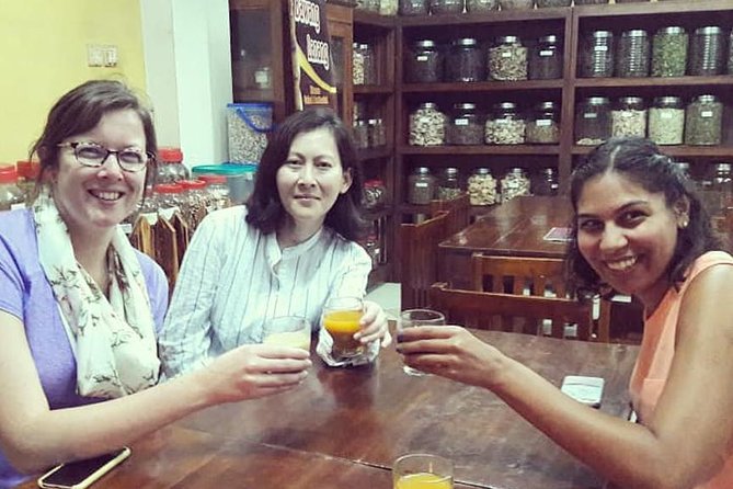 Small-Group Walking and Food Tour by Night in Yogyakarta - Malioboro by foot, cup, and snack