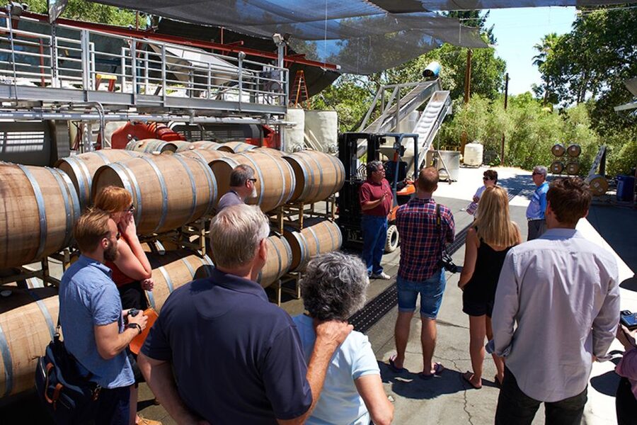 Sonoma Valley: Wine Trolley Tasting Tour with Lunch - Practical preparation for a smoother day