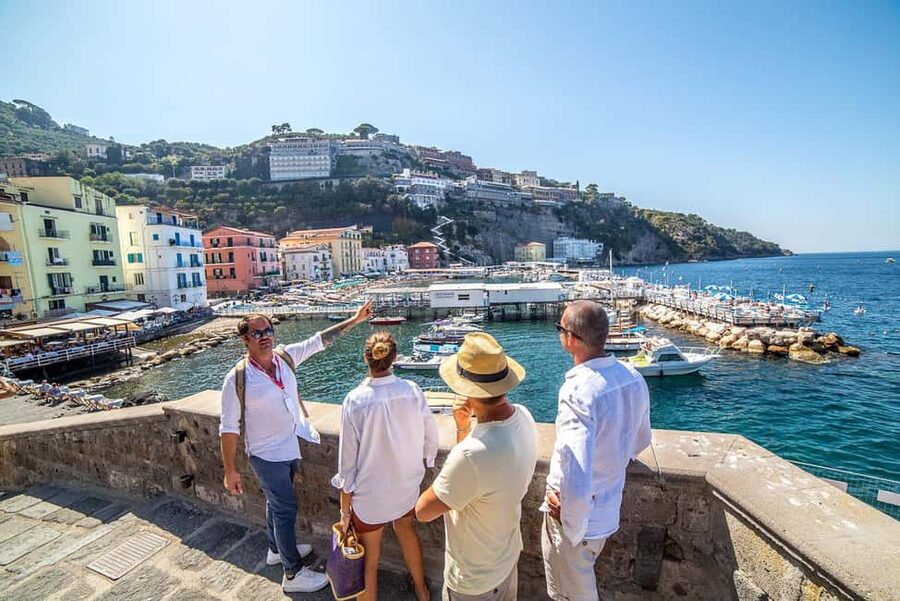 Sorrento: Guided Walking Tour & Street Food Experience - Sant’Antonino Church and San Francesco Cloister