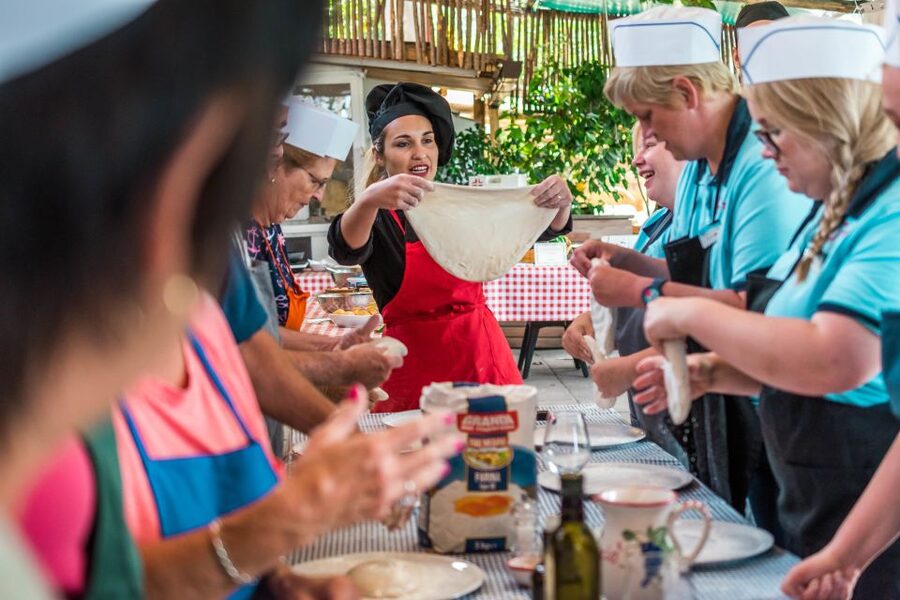 Sorrento: Pizza Making Class - Key points at a glance
