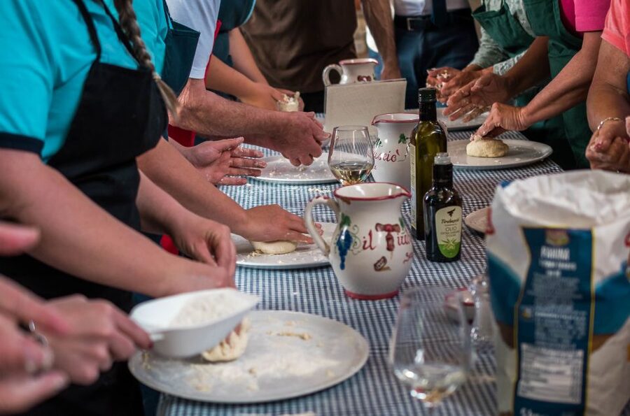 Sorrento: Pizza Making Class - Learning the dough, with one important catch