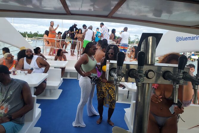 Sosua Party Boat - Snorkeling + Snack +BBQ Food and Drinks - How the service affects the experience