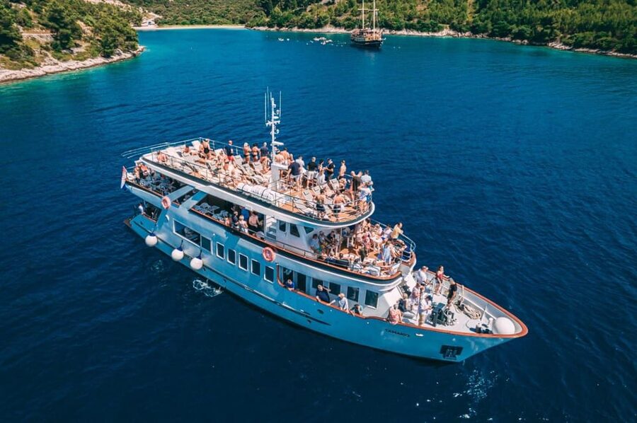 Split: Blue Lagoon, Borkko Beach & Šolta with Food & Drinks - Practical tips before you book