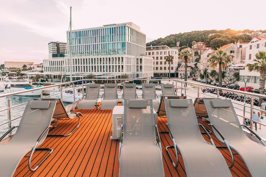Split: Blue Lagoon, Borkko Beach & Šolta with Food & Drinks - The Blue Lagoon: the day’s main event