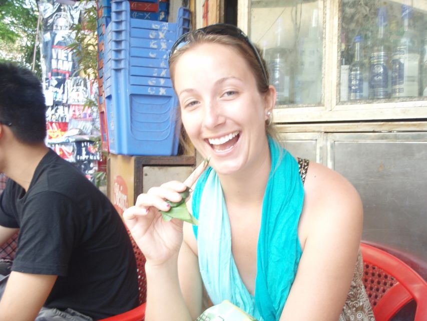 Street Food Tour Hanoi and Train Street Experience - Starting near Lò Sũ Street and Hoan Kiem Lake