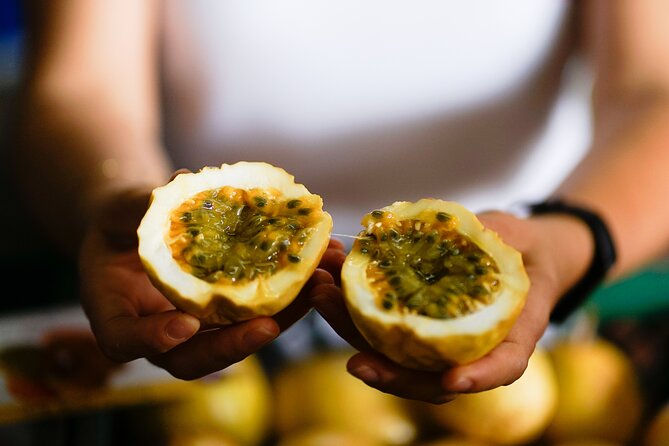 Street Food Tour - Live A Unique Gastronomic Experience - What you may taste during the two hours in the market