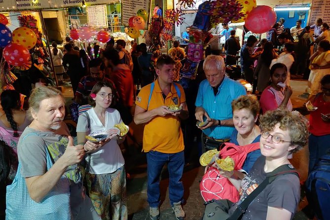 Street Food walking tour in Bangalore with a food evangelist - Entering KR Market through flowers, produce, and spices