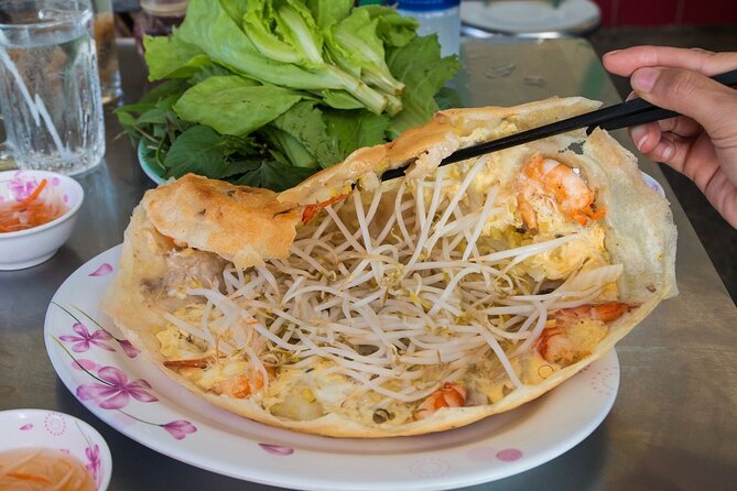 Super Niche Walking Street Food Tour in Ho Chi Minh City - District 5 and the Local Banh Mi Stop