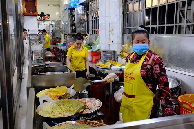 Super Niche Walking Street Food Tour in Ho Chi Minh City - The Guides Are a Big Part of the Experience