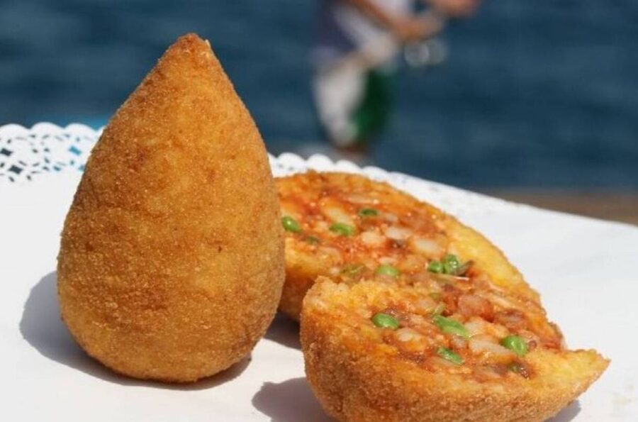 Syracuse: Sicilian Street Food Hands-On Cooking Class - Cannoli, dessert, and the tasting table