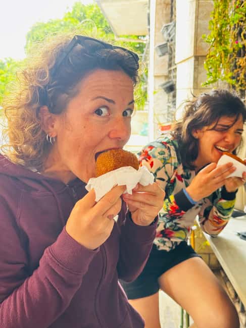 Syracuse: Street Food Walking Tour in Ortigia with Tastings - Impanate, the Sicilian stuffed pastry