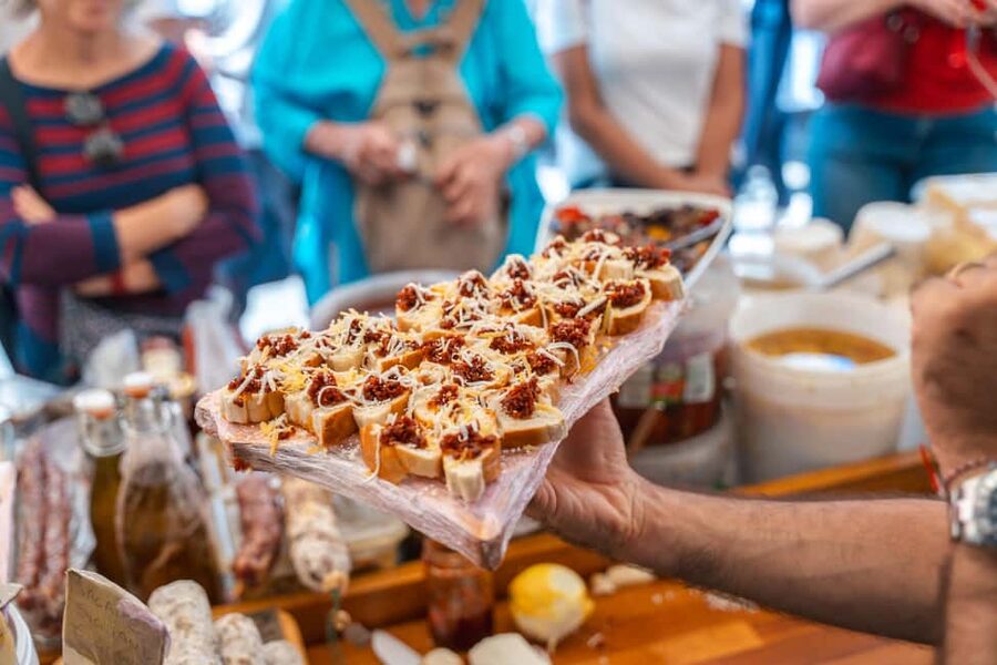Syracuse: The Street Food Tour in Ortigia with a Local Guide - Key points at a glance