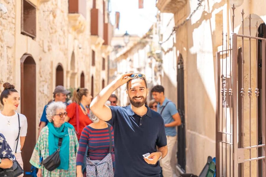 Syracuse: The Street Food Tour in Ortigia with a Local Guide - The early-morning arancino at a traditional bakery