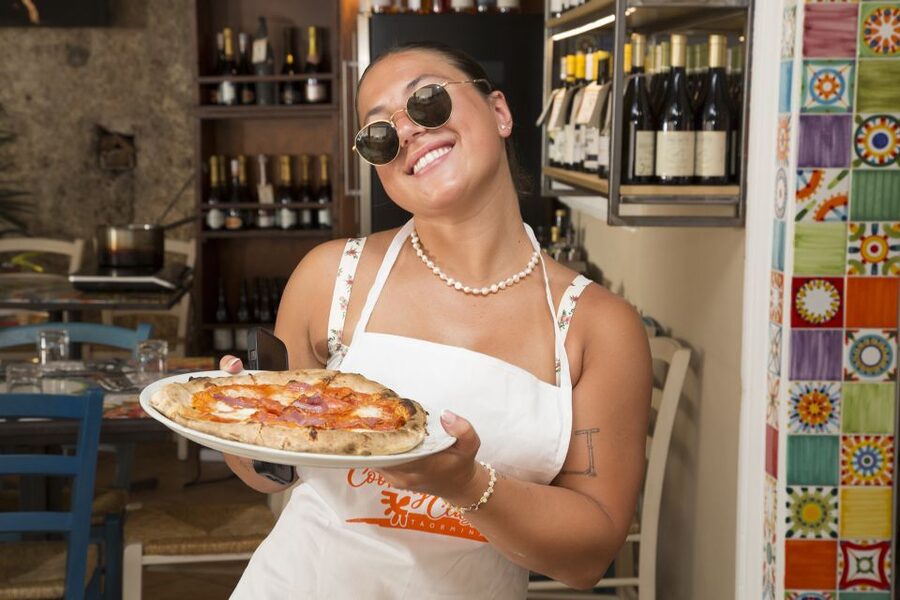 Taormina: Half-Day Pizza Making Class - What happens at Porta Messina