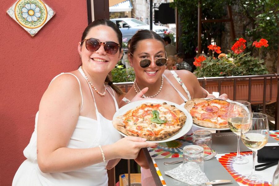 Taormina Pizza making class - Who should book this experience?