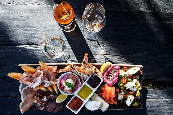 Taste of Waiheke Food and Wine Tour - Batch Winery for lunch and wine