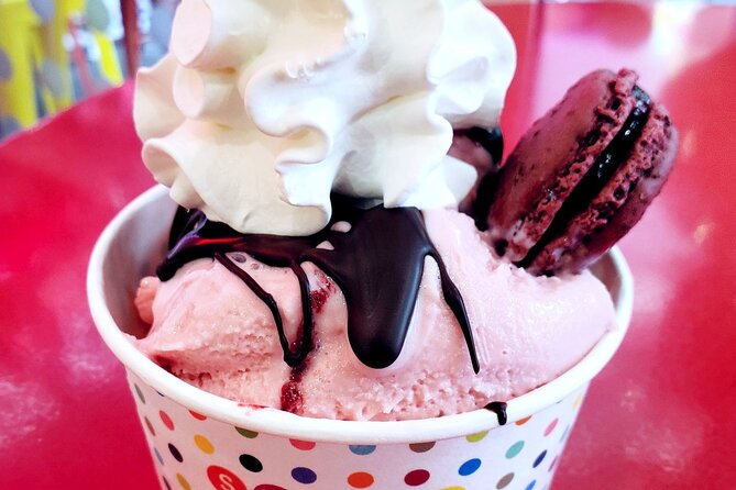 Taste the Vegas Strip: A Local’s Food Tour Experience - Grand Bazaar Shops and the pleasure of small discoveries