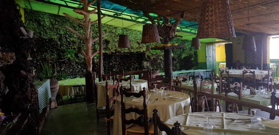 Tenerife: 4-Hour Gauchinche Food Tour - The winery tasting: red, white, rosé, and cheese