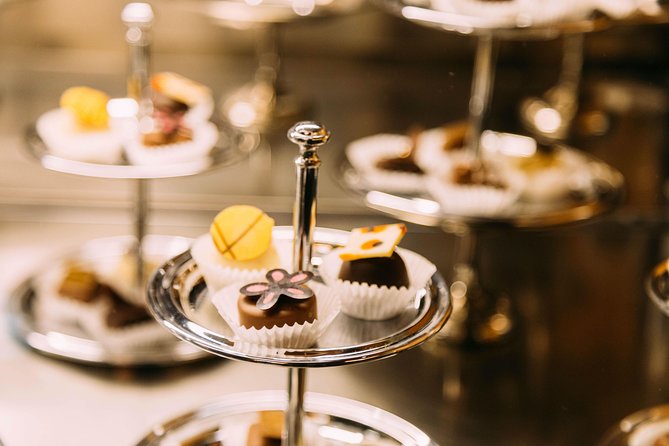 The 10 Tastings of Bruges With Locals: Private Food Tour - Dietary restrictions and group fit