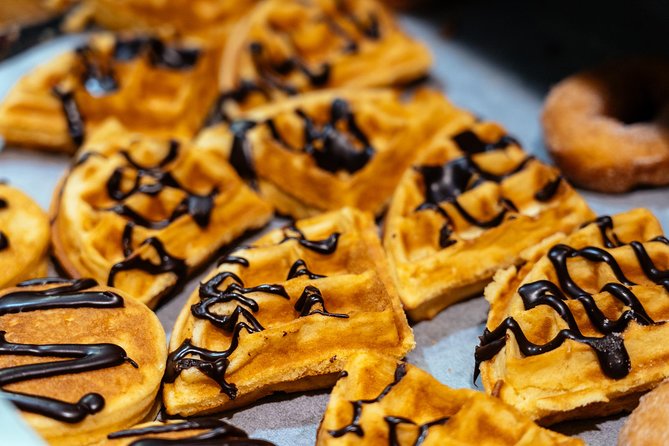 The 10 Tastings of Cape Town With Locals: Private Food Walking Tour - Greenmarket Square: a lively first look at old Cape Town