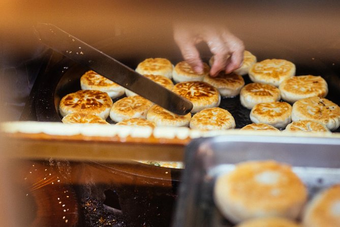 The Award-Winning Private Food Tour of Taipei: The 10 Tastings - Dongmen Market and the first serious bites