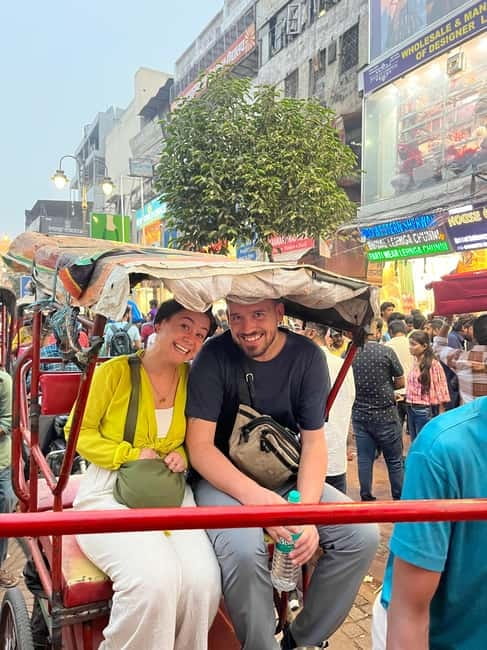 The Great Indian Food Tour: Old Delhi Food and Heritage Walk - How the guides shape the experience
