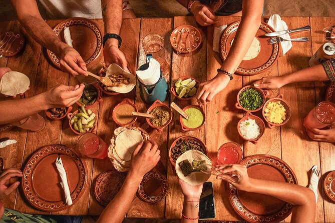 The Taco Tour in Playa del Carmen - Starting with salsa and a homemade margarita